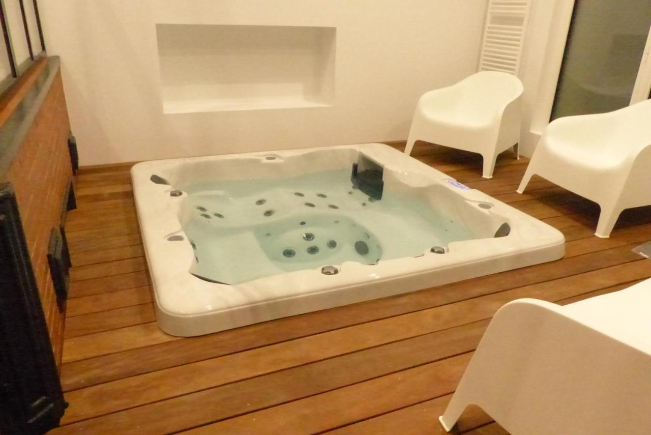 Bed and Breakfast L'Alambic De L'Estuaire Saint-Fort-sur-Gironde Exterior foto